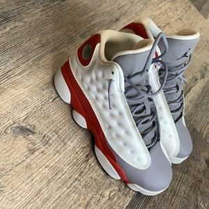 Air Jordan 13 “Grey Toe”
